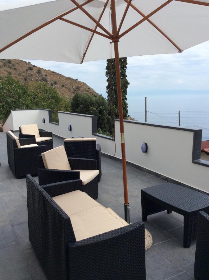 Villa Zen Taormina Buitenkant foto