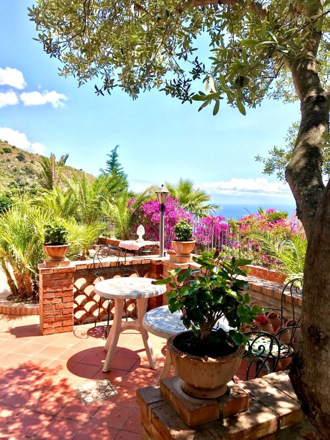 Villa Zen Taormina Buitenkant foto